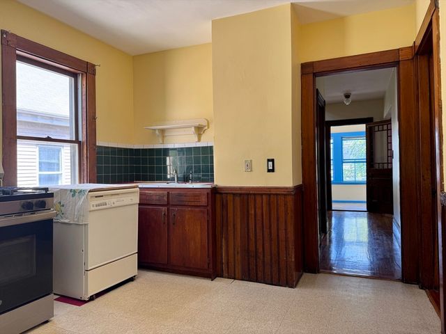 104 Hancock -, Somerville, MA 02144