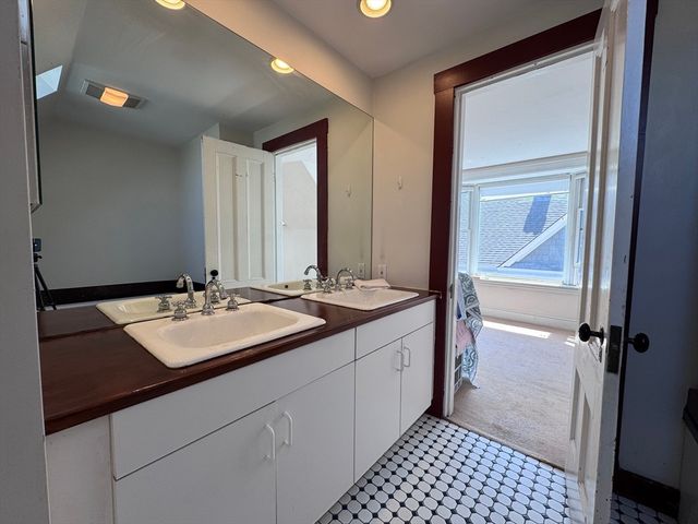 104 Hancock -, Somerville, MA 02144