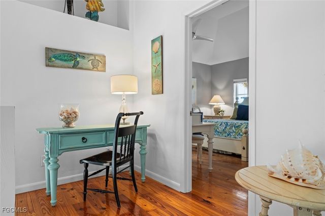 2449 Harbour LN, Sanibel, FL 33957