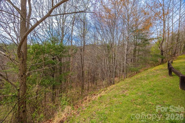 140 Johns Ridge Parkway 140, Lenoir, NC 28645
