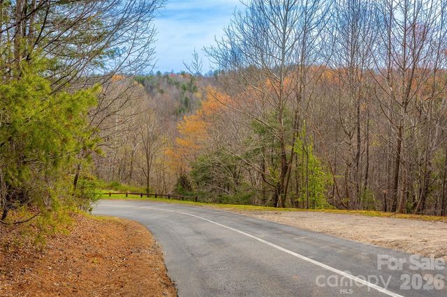 140 Johns Ridge Parkway 140, Lenoir, NC 28645