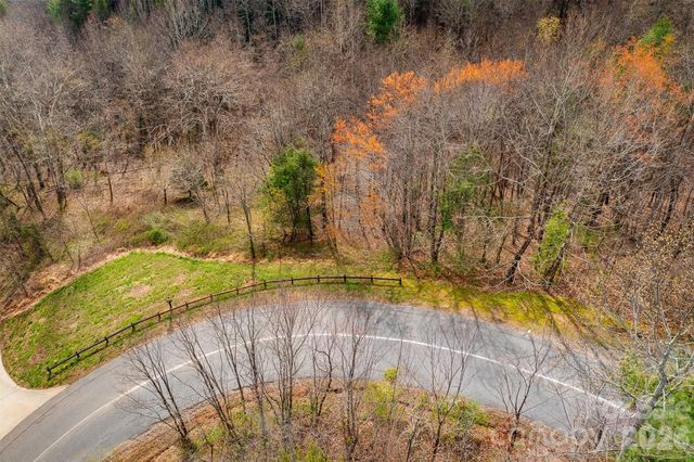 140 Johns Ridge Parkway 140, Lenoir, NC 28645