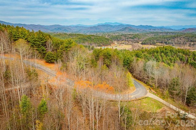 140 Johns Ridge Parkway 140, Lenoir, NC 28645