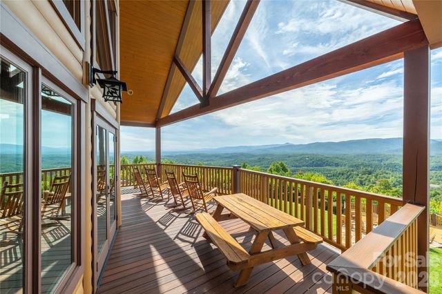 140 Johns Ridge Parkway 140, Lenoir, NC 28645