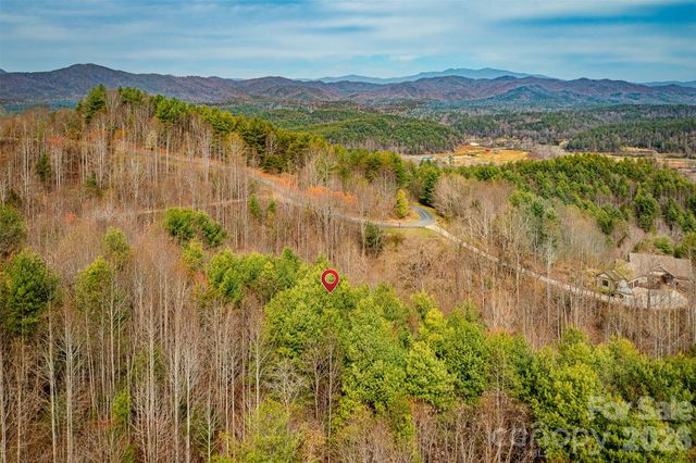 140 Johns Ridge Parkway 140, Lenoir, NC 28645