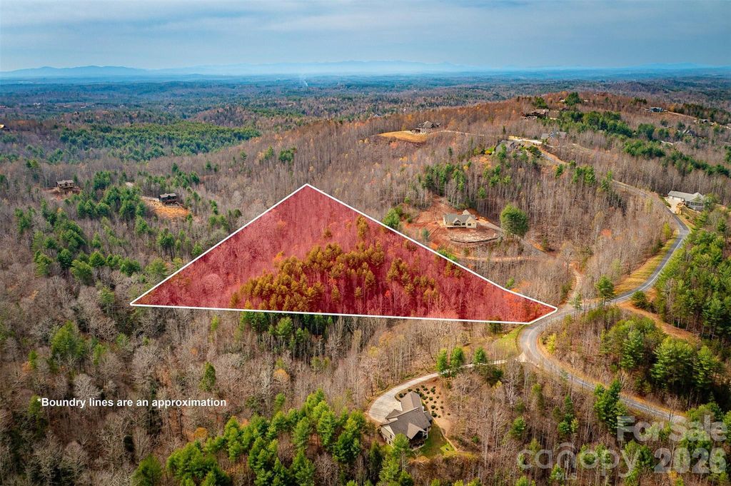 140 Johns Ridge Parkway 140, Lenoir, NC 28645