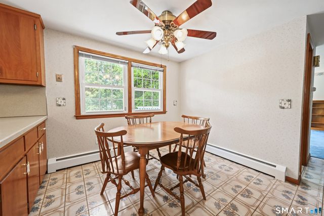 32 Loveland Lane, Bristol, CT 06010