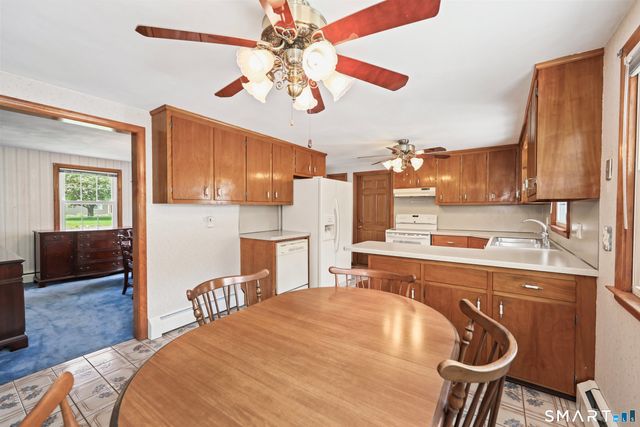 32 Loveland Lane, Bristol, CT 06010