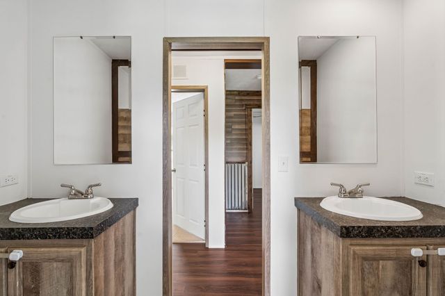 139 Cedar Drive, Azle, TX 76020