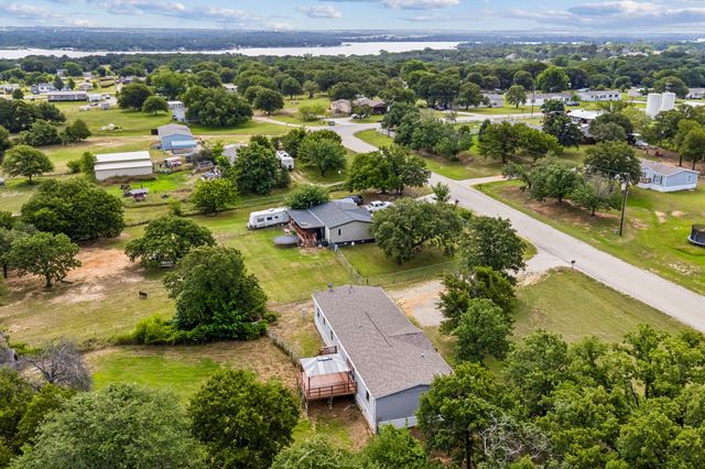 139 Cedar Drive, Azle, TX 76020