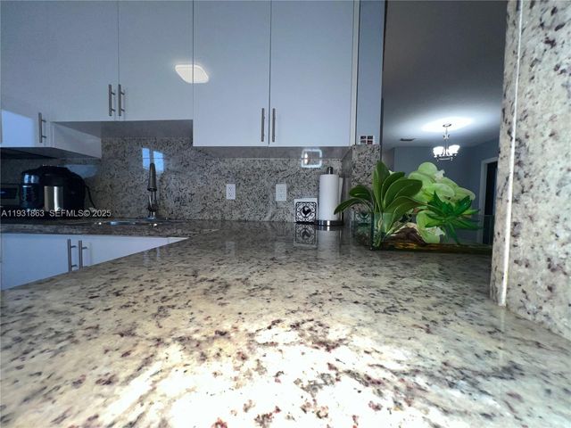 3297 - 3299 SW 26th St, Miami, FL 33133