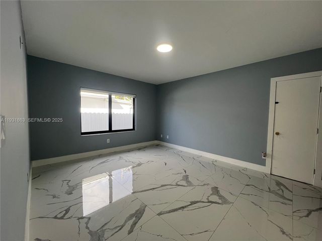 3297 - 3299 SW 26th St, Miami, FL 33133