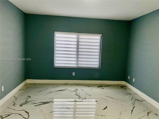 3297 - 3299 SW 26th St, Miami, FL 33133