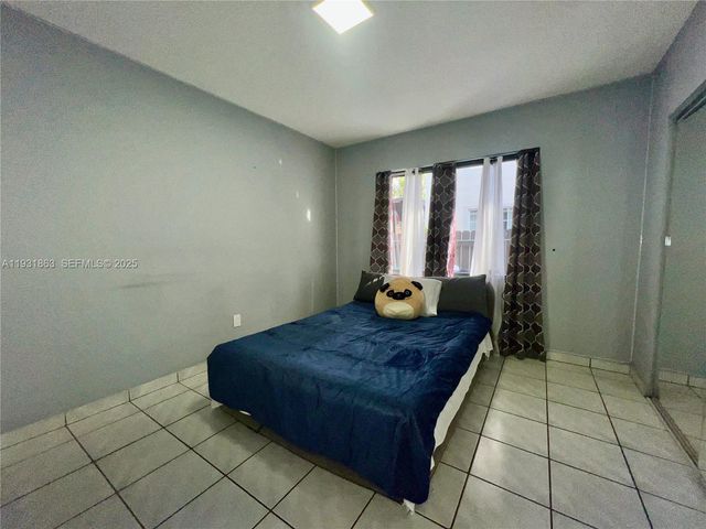 3297 - 3299 SW 26th St, Miami, FL 33133