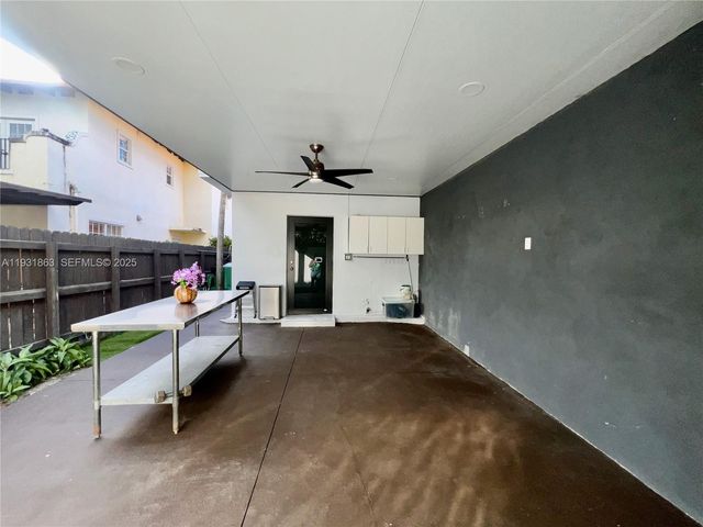 3297 - 3299 SW 26th St, Miami, FL 33133