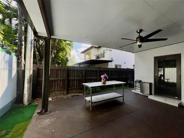 3297 - 3299 SW 26th St, Miami, FL 33133