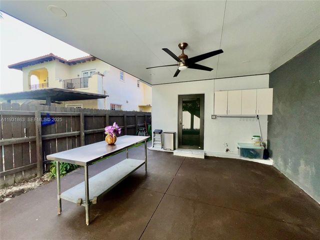 3297 - 3299 SW 26th St, Miami, FL 33133