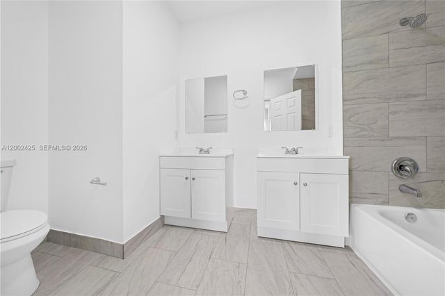 27460 SW 138th Path 27460, Homestead, FL 33032