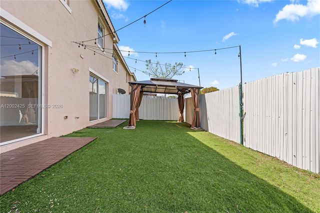 27460 SW 138th Path 27460, Homestead, FL 33032