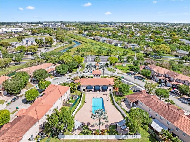 27460 SW 138th Path 27460, Homestead, FL 33032