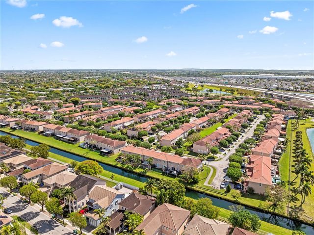 27460 SW 138th Path 27460, Homestead, FL 33032