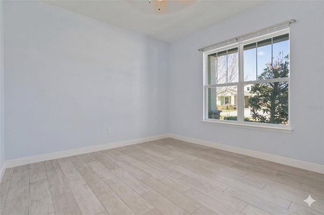 493 NOWELL LOOP, Deland, FL 32724