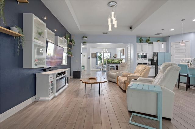 493 NOWELL LOOP, Deland, FL 32724