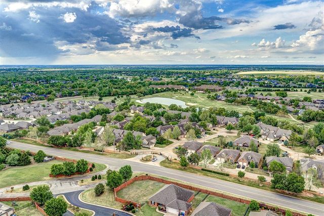 701 Inverary Drive, Edmond, OK 73025
