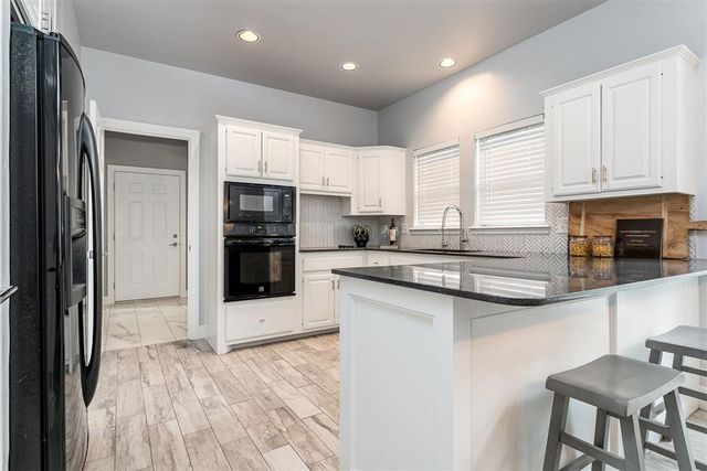 701 Inverary Drive, Edmond, OK 73025