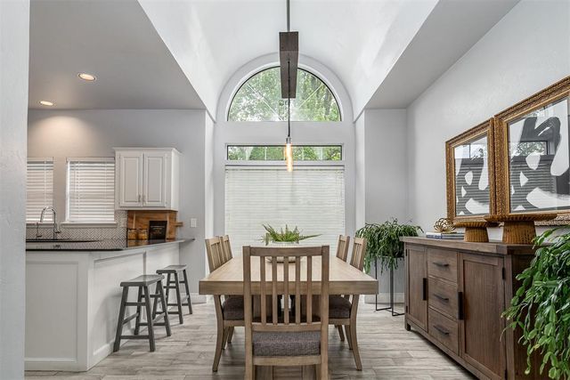 701 Inverary Drive, Edmond, OK 73025