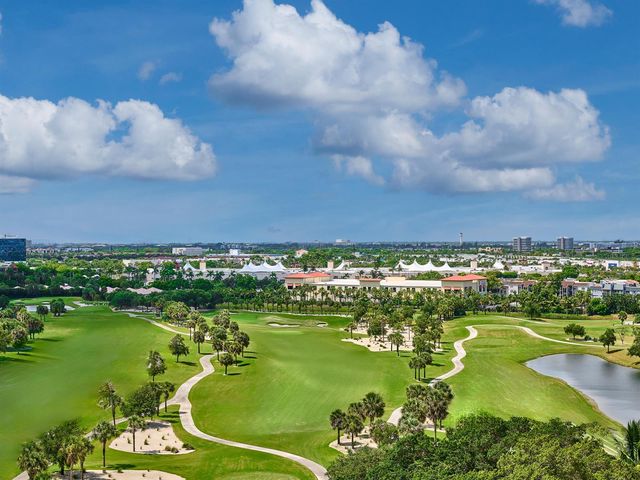 2425 Presidential Way 1405, West Palm Beach, FL 33401