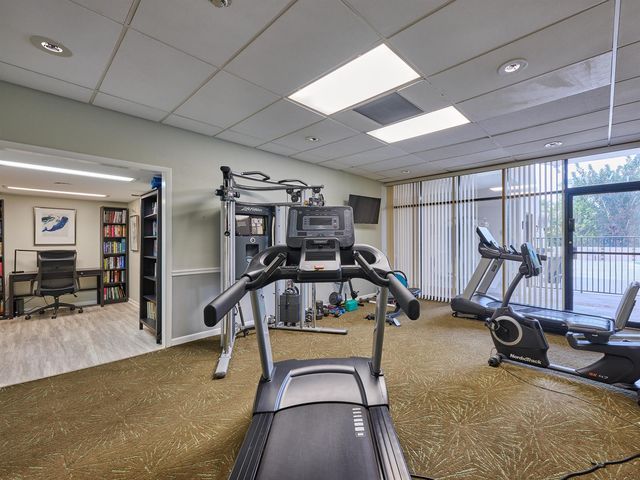 2425 Presidential Way 1405, West Palm Beach, FL 33401