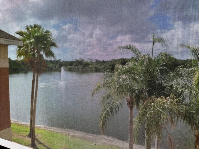 1939 SUMMER CLUB APT DRIVE 315, Oviedo, FL 32765