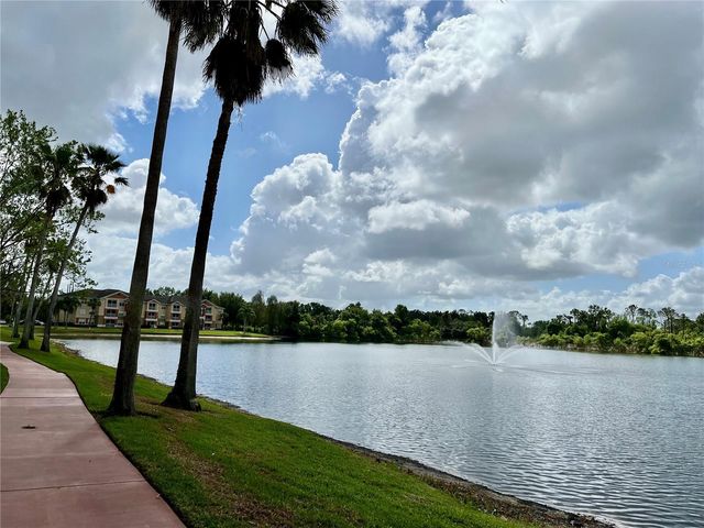1939 SUMMER CLUB APT DRIVE 315, Oviedo, FL 32765