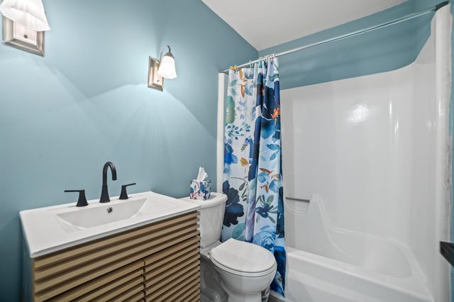 9348 Center Lane, Canadian Lakes, MI 49346