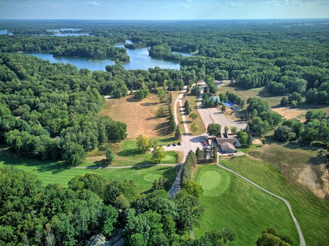 9348 Center Lane, Canadian Lakes, MI 49346