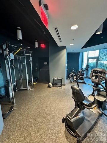 210 N Church Street 1211, Charlotte, NC 28202