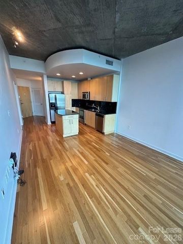 210 N Church Street 1211, Charlotte, NC 28202