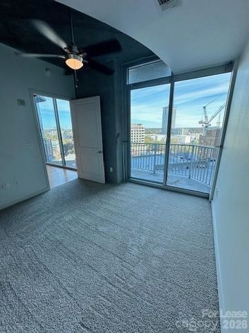 210 N Church Street 1211, Charlotte, NC 28202