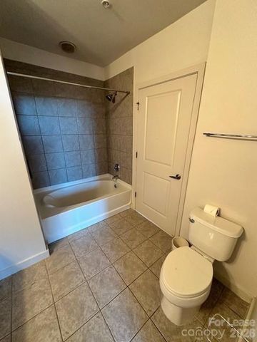 210 N Church Street 1211, Charlotte, NC 28202