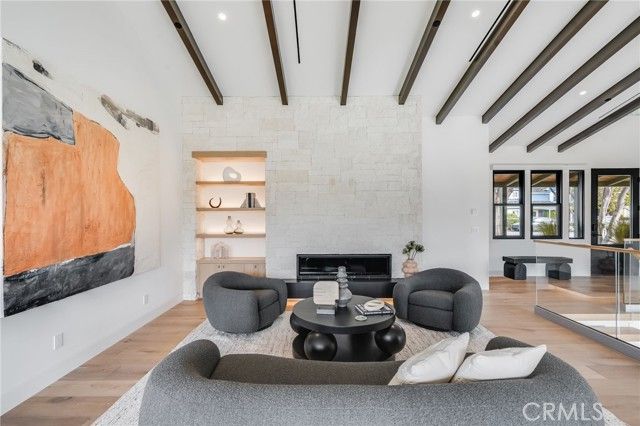 427 Santa Ana Av, Newport Beach, CA 92663