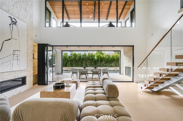 427 Santa Ana Av, Newport Beach, CA 92663