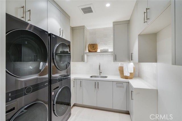 427 Santa Ana Av, Newport Beach, CA 92663