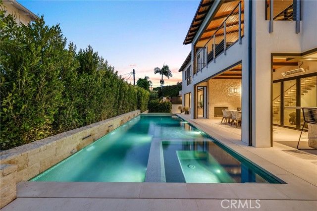 427 Santa Ana Av, Newport Beach, CA 92663