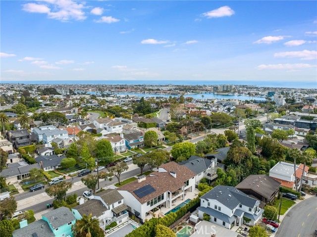 427 Santa Ana Av, Newport Beach, CA 92663