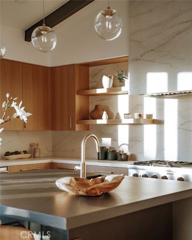 427 Santa Ana Av, Newport Beach, CA 92663