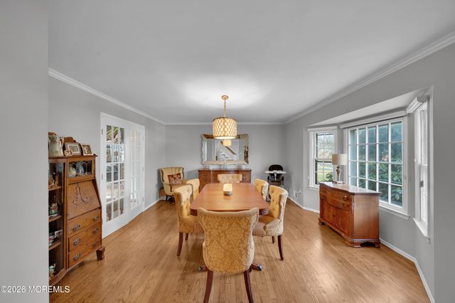 20 Princeton Drive, Manalapan, NJ 07726