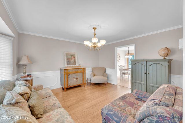 20 Princeton Drive, Manalapan, NJ 07726