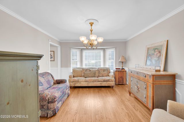 20 Princeton Drive, Manalapan, NJ 07726