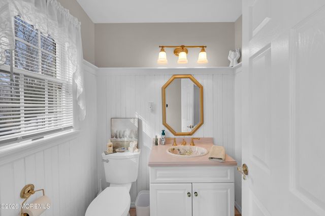 20 Princeton Drive, Manalapan, NJ 07726